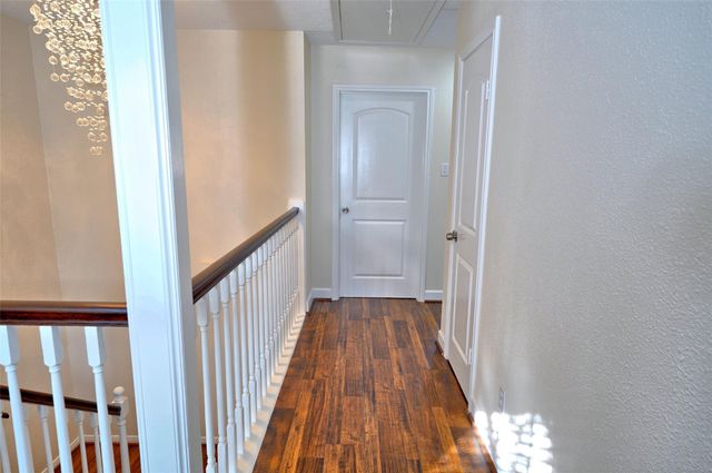 11822 Hillbrook Drive, Houston, TX 77070