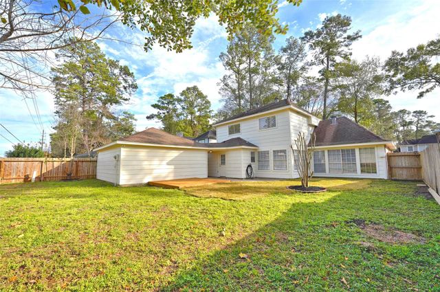 11822 Hillbrook Drive, Houston, TX 77070