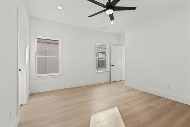 2406 Scott Street, Dallas, TX 75215