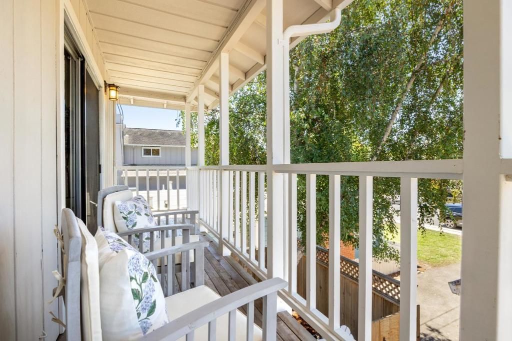 Image 10 of property listing at 616 Oak Drive, Capitola, CA 95010
