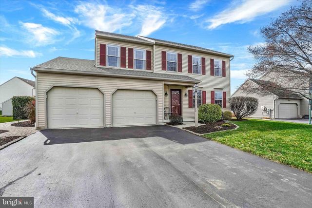 3178 BITTERNUT BLVD, York, PA 17404