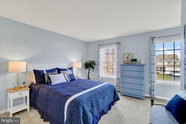 3178 BITTERNUT BLVD, York, PA 17404