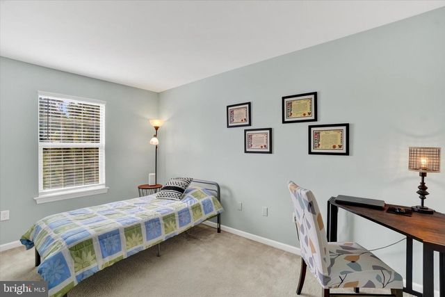 3178 BITTERNUT BLVD, York, PA 17404