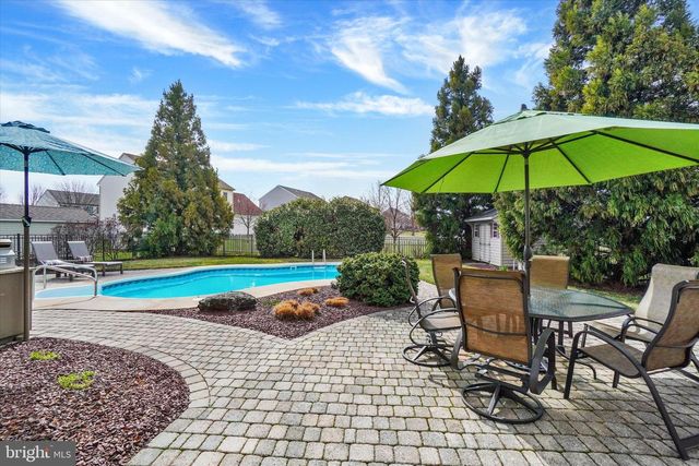 3178 BITTERNUT BLVD, York, PA 17404