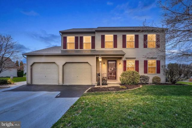 3178 BITTERNUT BLVD, York, PA 17404