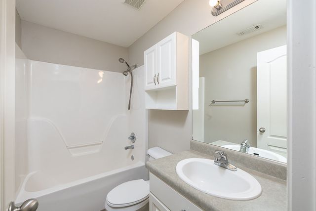 2686 N Whit Lane, Fayetteville, AR 72704