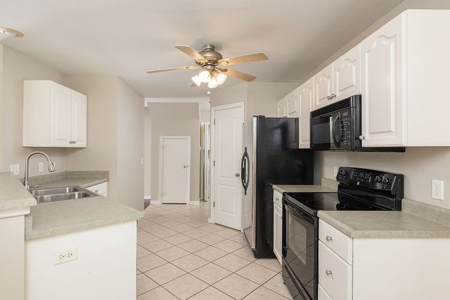 2686 N Whit Lane, Fayetteville, AR 72704