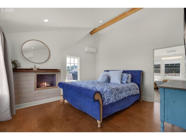 3232 SUNSET Blvd, Seaside, OR 97138