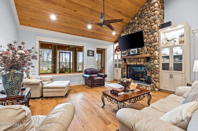 3130 Magnolia Drive, Chipley, FL 32428