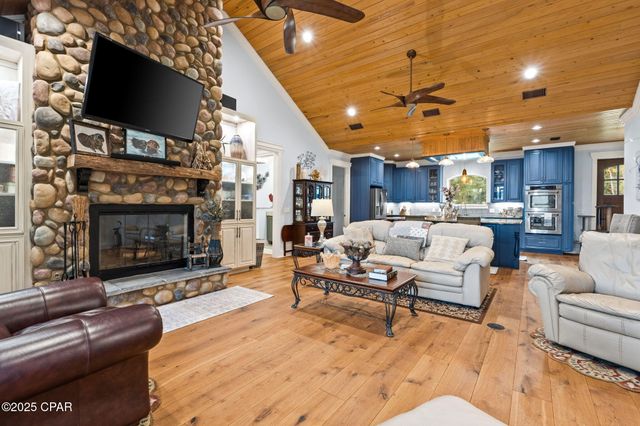 3130 Magnolia Drive, Chipley, FL 32428