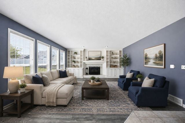 161 Autumn Woods Drive NW, Cedar Rapids, IA 52405