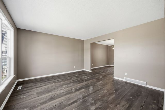 161 Autumn Woods Drive NW, Cedar Rapids, IA 52405
