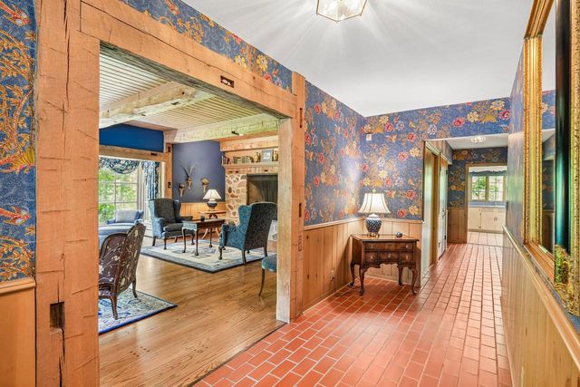 1260 Lakeside DRIVE, Elm Grove, WI 53122