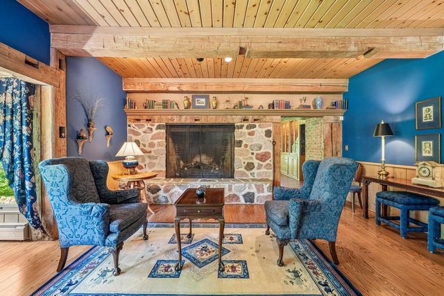 1260 Lakeside DRIVE, Elm Grove, WI 53122