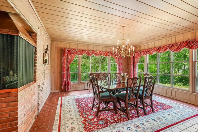 1260 Lakeside DRIVE, Elm Grove, WI 53122