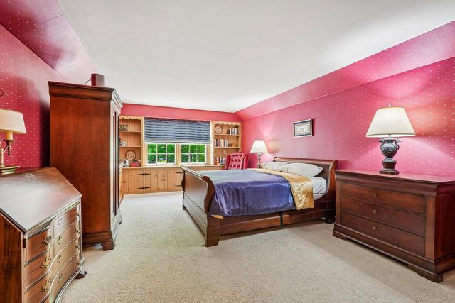 1260 Lakeside DRIVE, Elm Grove, WI 53122