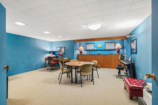 1260 Lakeside DRIVE, Elm Grove, WI 53122