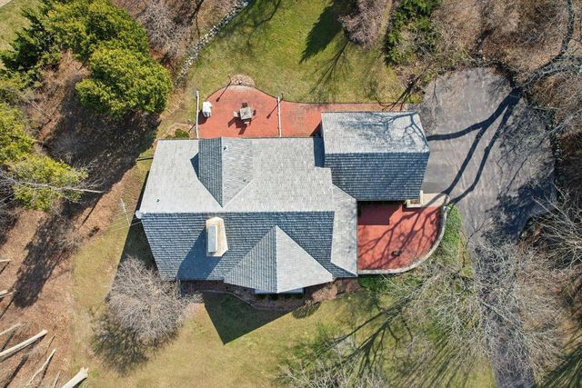 1260 Lakeside DRIVE, Elm Grove, WI 53122