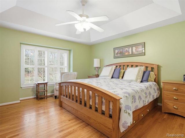 11371 Runyan Lake Road, Fenton, MI 48430