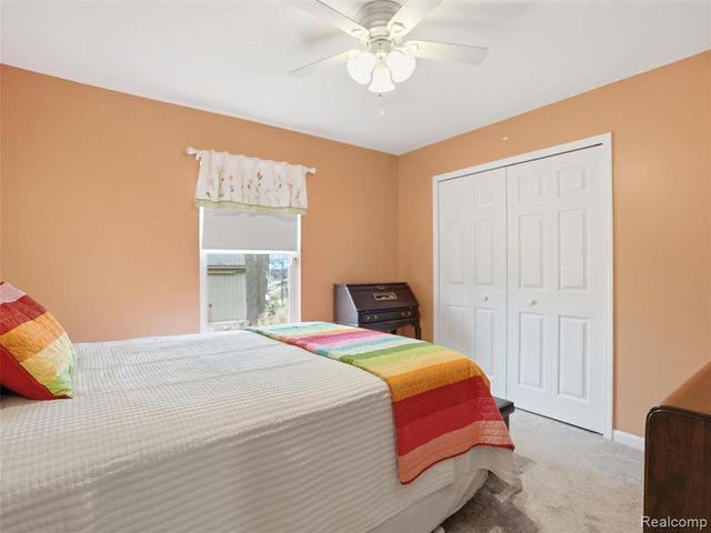 11371 Runyan Lake Road, Fenton, MI 48430