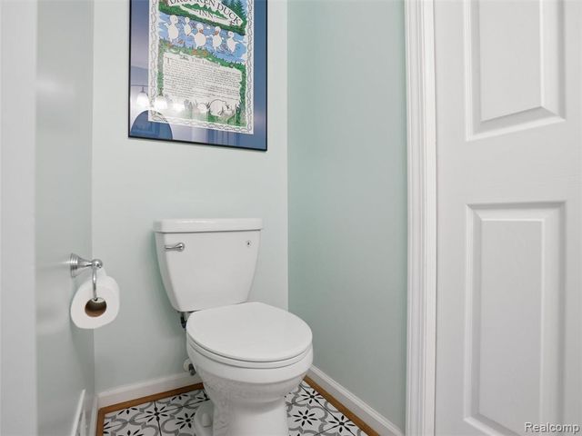 11371 Runyan Lake Road, Fenton, MI 48430