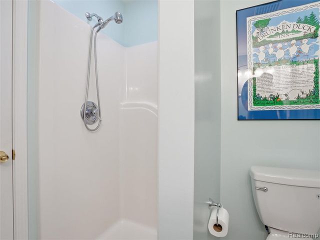 11371 Runyan Lake Road, Fenton, MI 48430