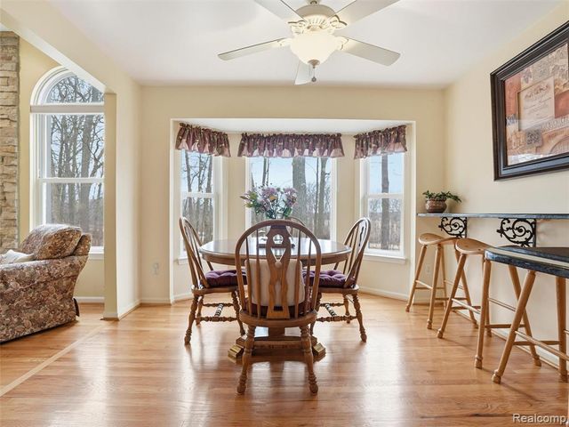 11371 Runyan Lake Road, Fenton, MI 48430