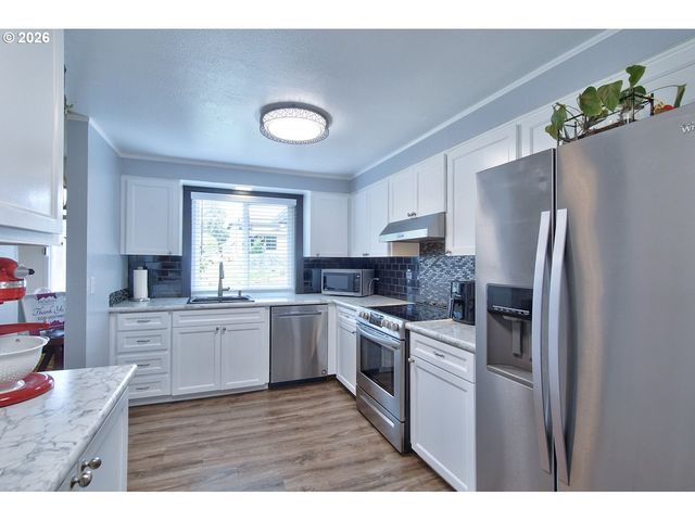960 Nw 178TH Ave, Beaverton, OR 97006