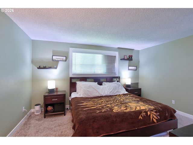 960 Nw 178TH Ave, Beaverton, OR 97006