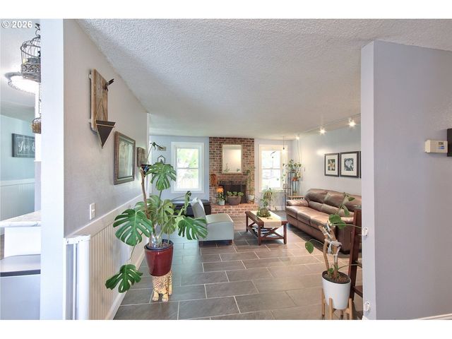 960 Nw 178TH Ave, Beaverton, OR 97006