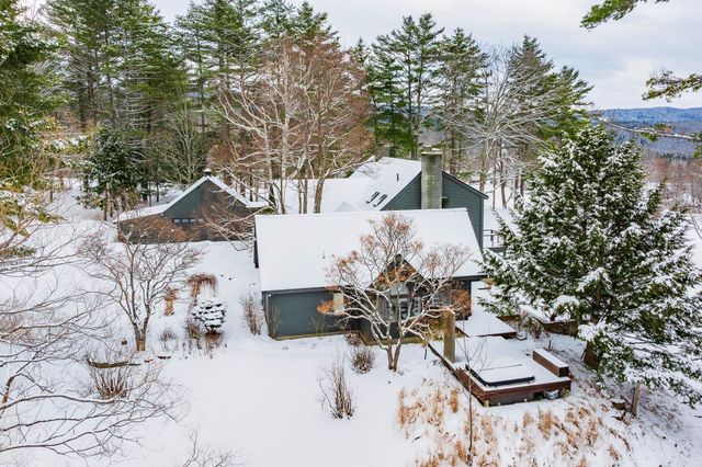 8 Parade Ground Road, Hanover, NH 03750