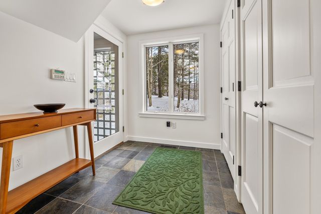 8 Parade Ground Road, Hanover, NH 03750