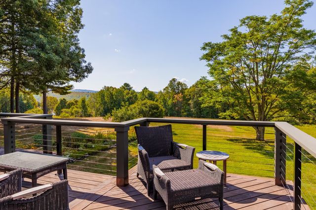 8 Parade Ground Road, Hanover, NH 03750