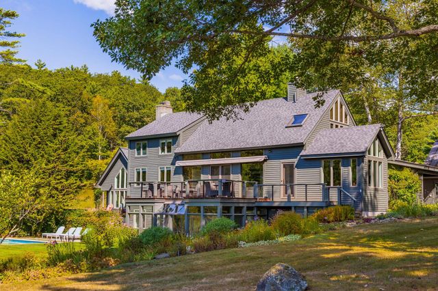 8 Parade Ground Road, Hanover, NH 03750