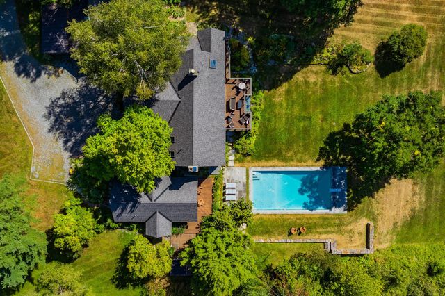 8 Parade Ground Road, Hanover, NH 03750