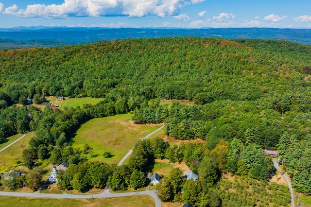 8 Parade Ground Road, Hanover, NH 03750