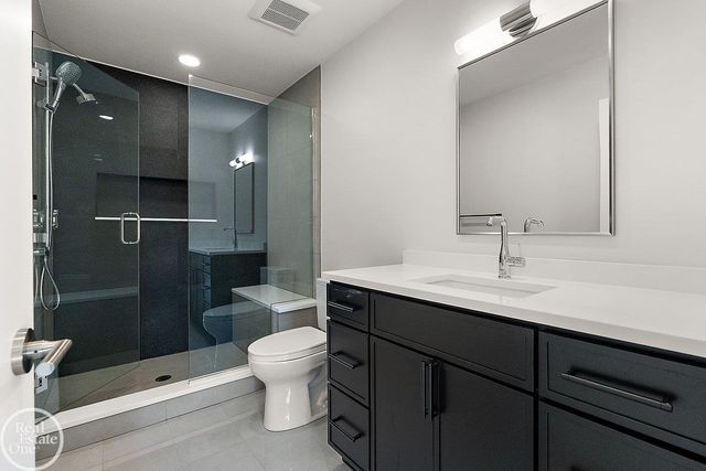 4585 Kiftsgate Bend, Bloomfield Hills, MI 48302