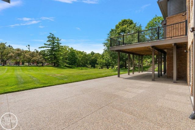 4585 Kiftsgate Bend, Bloomfield Hills, MI 48302