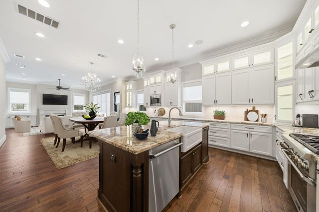 1523 Cunningham Parc Lane, Houston, TX 77055