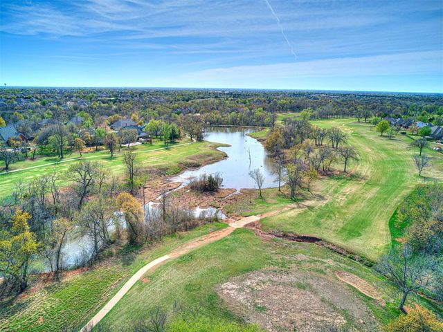 400 Autumnwood Court, Edmond, OK 73003