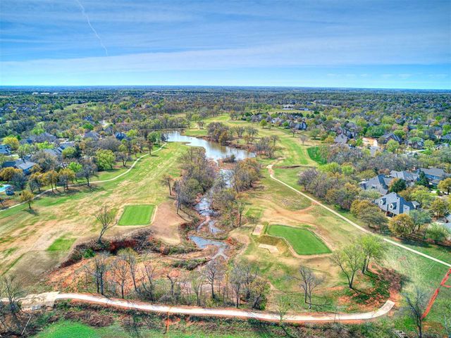 400 Autumnwood Court, Edmond, OK 73003