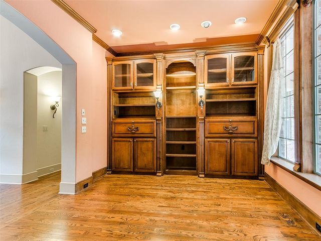 400 Autumnwood Court, Edmond, OK 73003