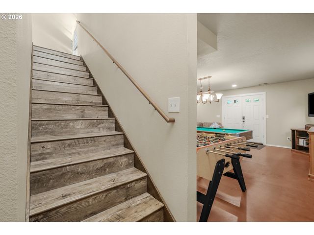 26580 BEACH Dr, Rockaway Beach, OR 97136