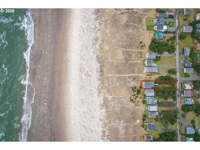 26580 BEACH Dr, Rockaway Beach, OR 97136