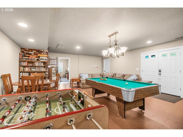 26580 BEACH Dr, Rockaway Beach, OR 97136