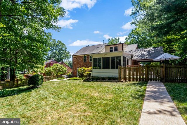 8916 MORELAND LN, Annandale, VA 22003