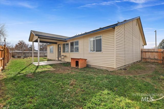 3819 Topeka Ave, Caldwell, ID 83605