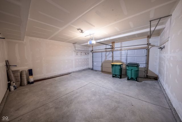 5291 Tanglewood Lane, Whitestown, IN 46075