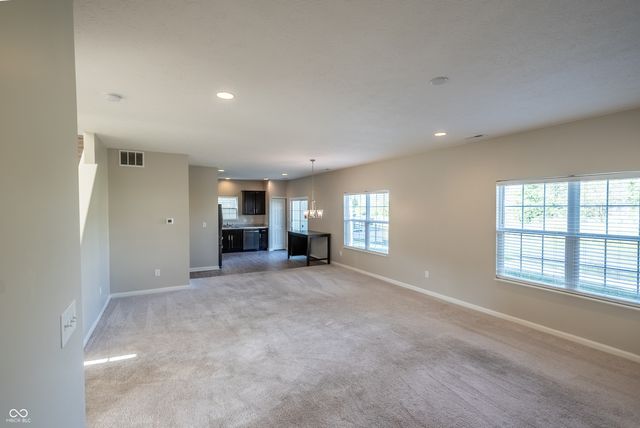 5291 Tanglewood Lane, Whitestown, IN 46075