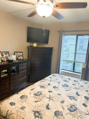 824 Sky Pine Way C1, Greenacres, FL 33415